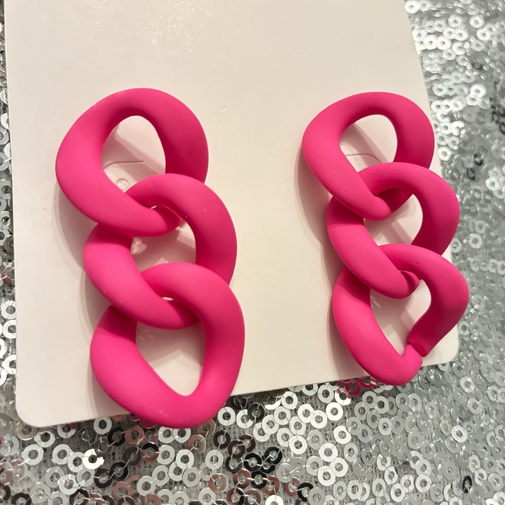 Bold Pink Chain Link Earrings - Picture 4 of 5